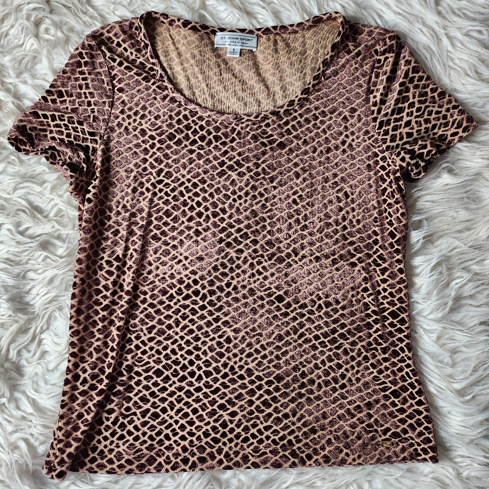 St. John Sport Top
